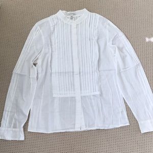 White button down shirt